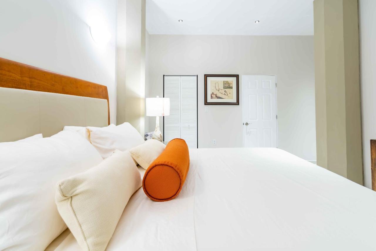 Handelskade City Suites ウィレムスタッド エクステリア 写真